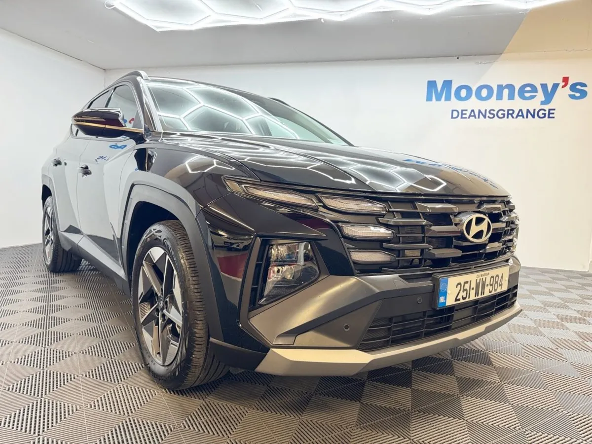 Hyundai Tucson Tucson Executive  Diesel New Model - Image 1