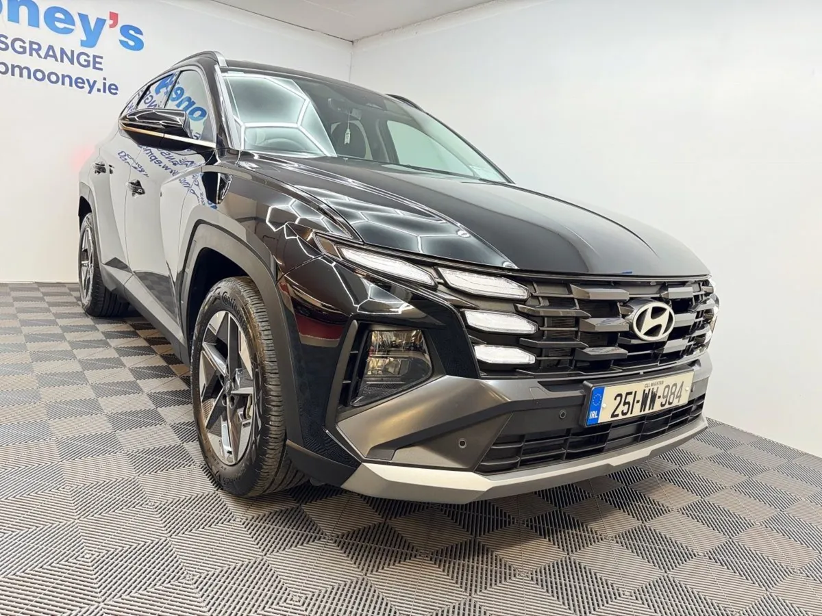 Hyundai Tucson Tucson Executive  Diesel New Model - Image 3