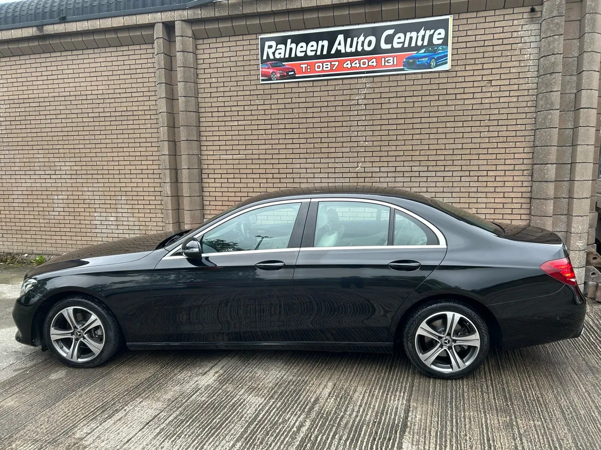 2020 MERCEDES BENZ E220 - Image 1