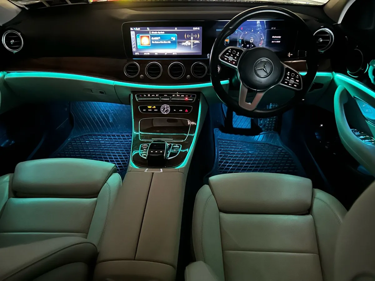 2020 MERCEDES BENZ E220 - Image 2