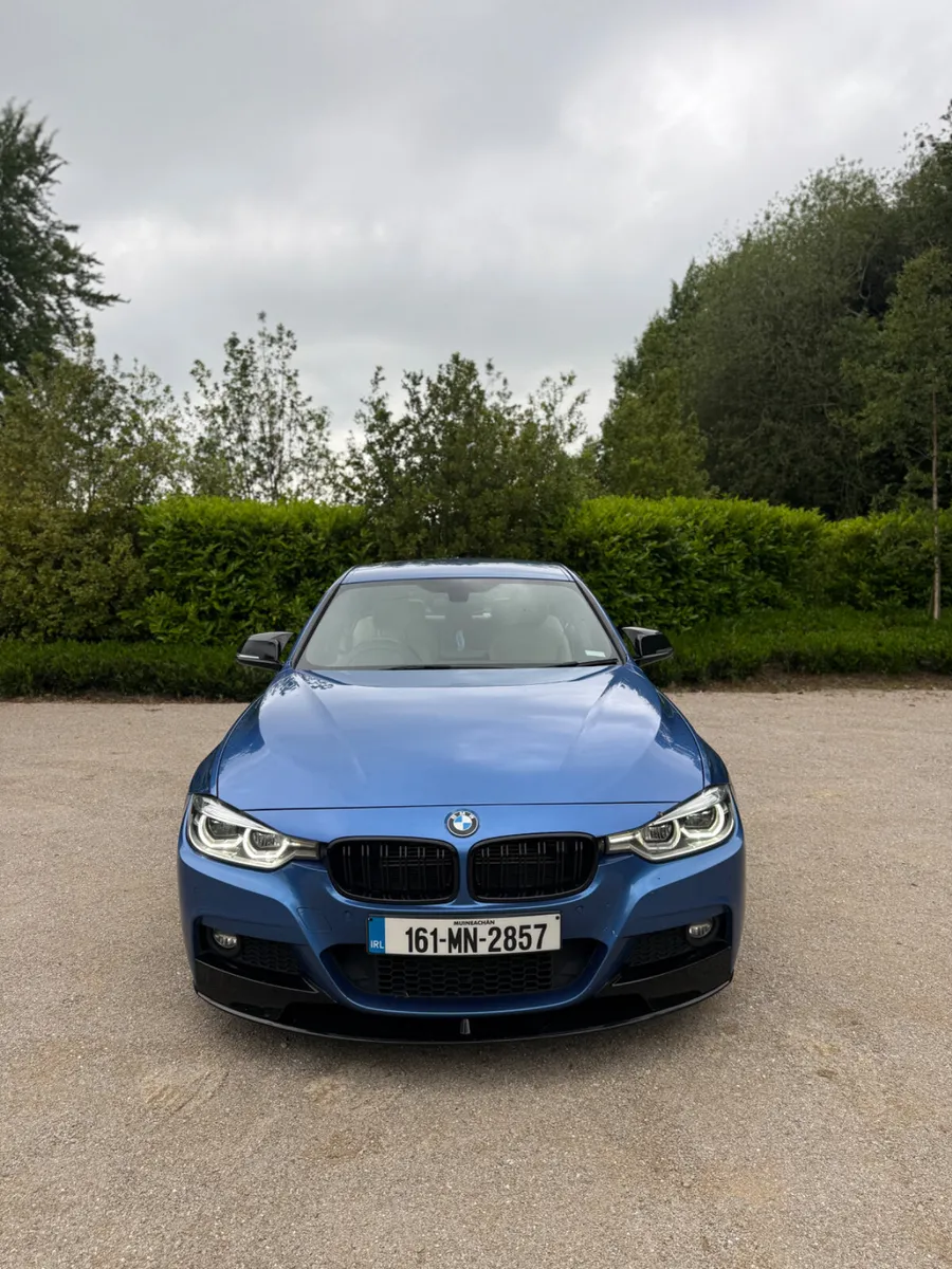 2016 BMW 330e M SPORT - Image 2