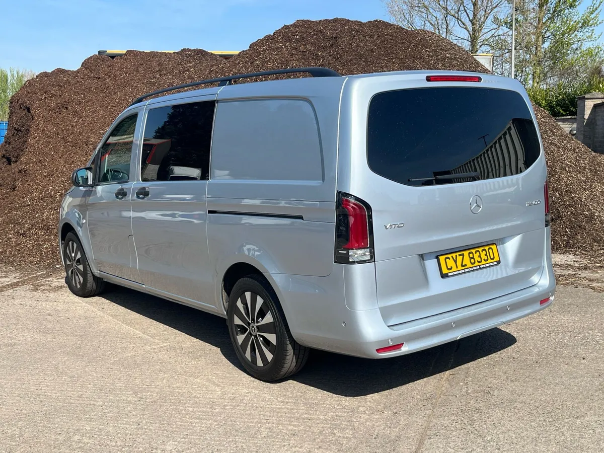 Mercedes-Benz Vito 2.0 119 CDI SELECT Crew Van - Image 2
