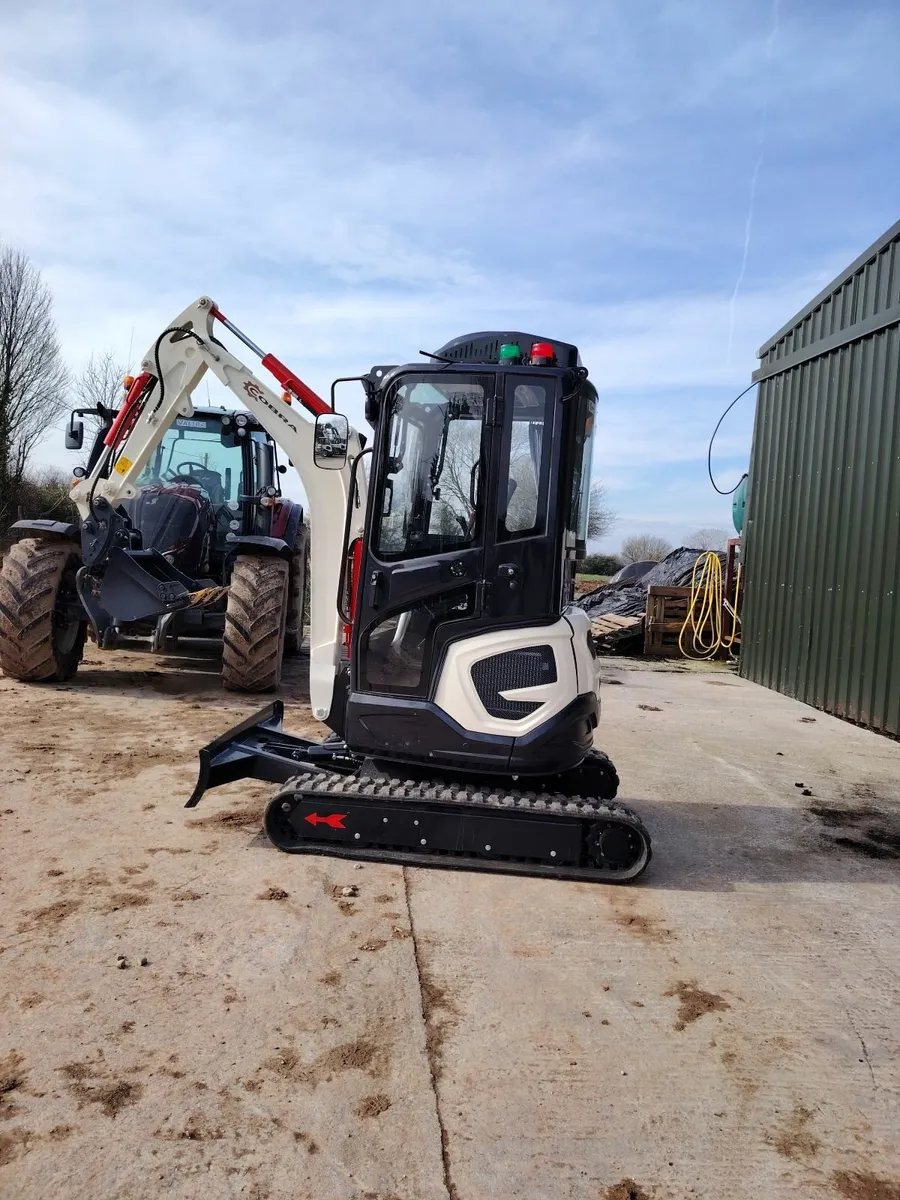 2.5  Cobra Excavator - Image 4