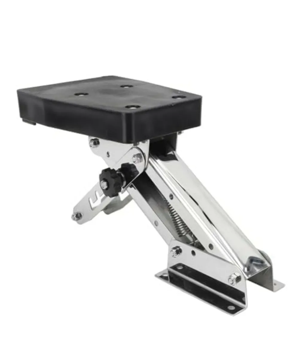 Outboard engine adjustable mounting bracket - Image 1