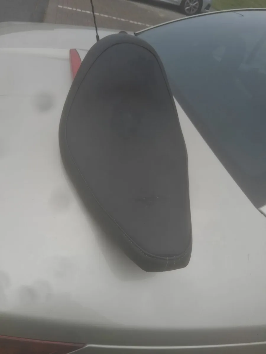 Seats for custom/ bobber - Image 1