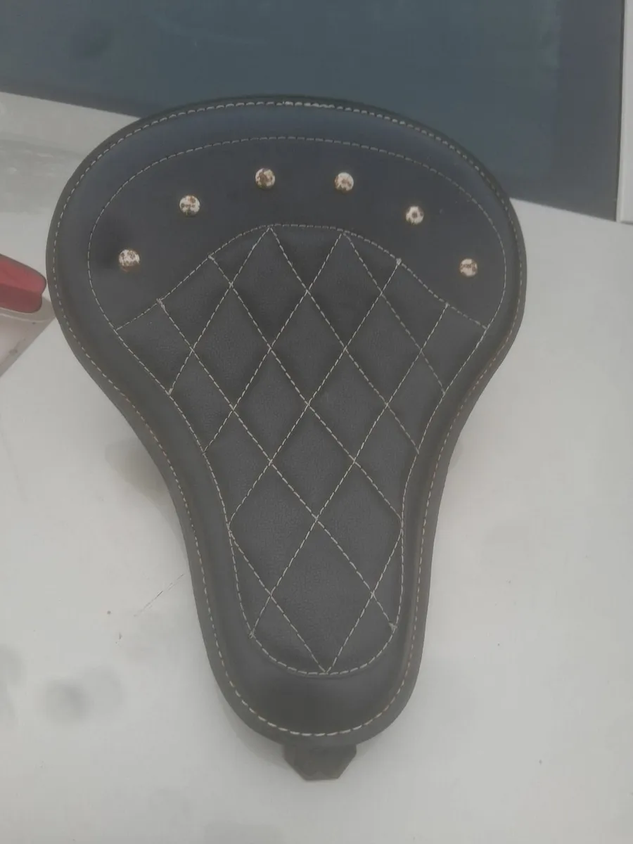 Seats for custom/ bobber - Image 4
