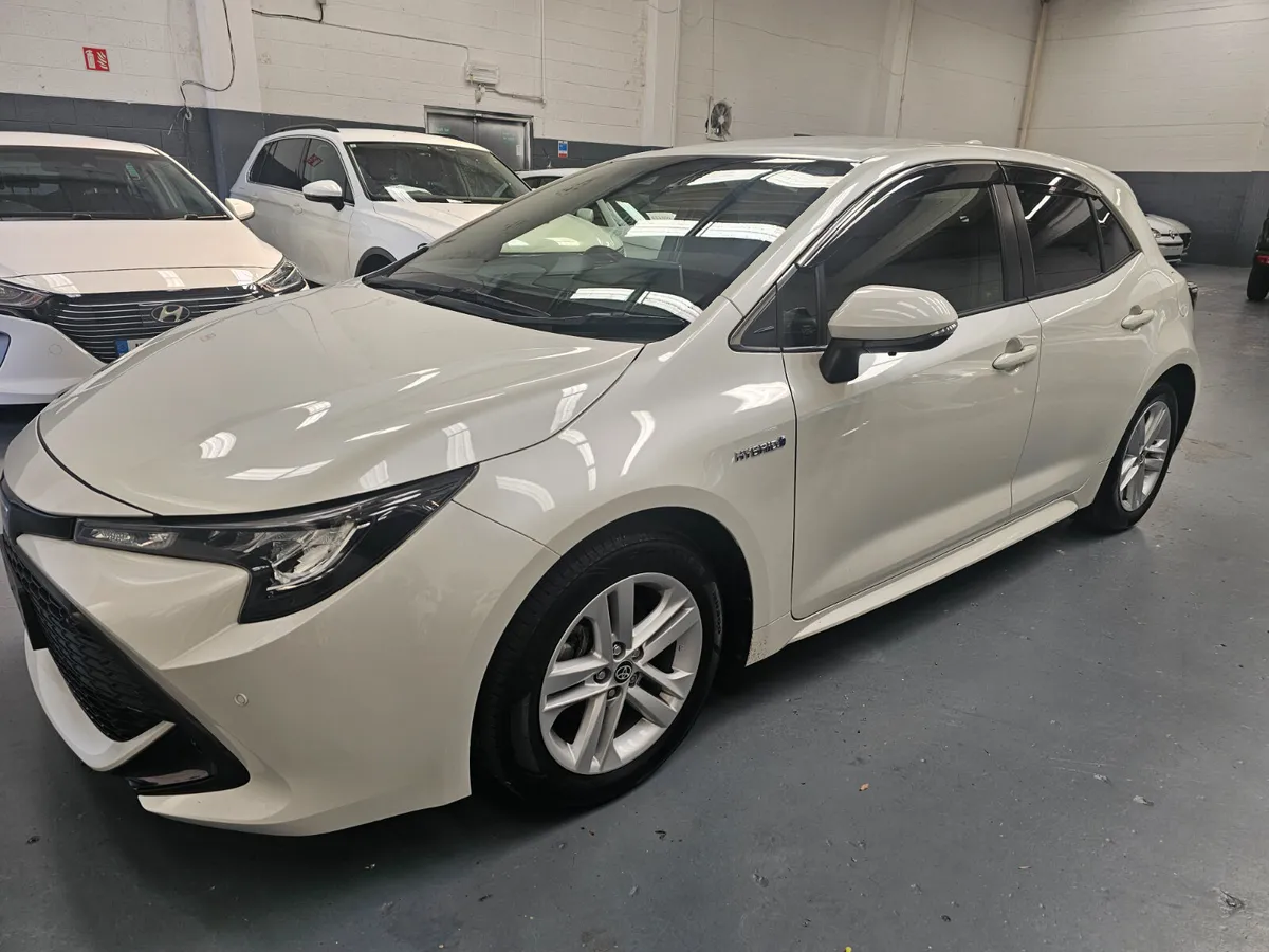2018 Toyota Corolla Sport Hybrid - Image 3