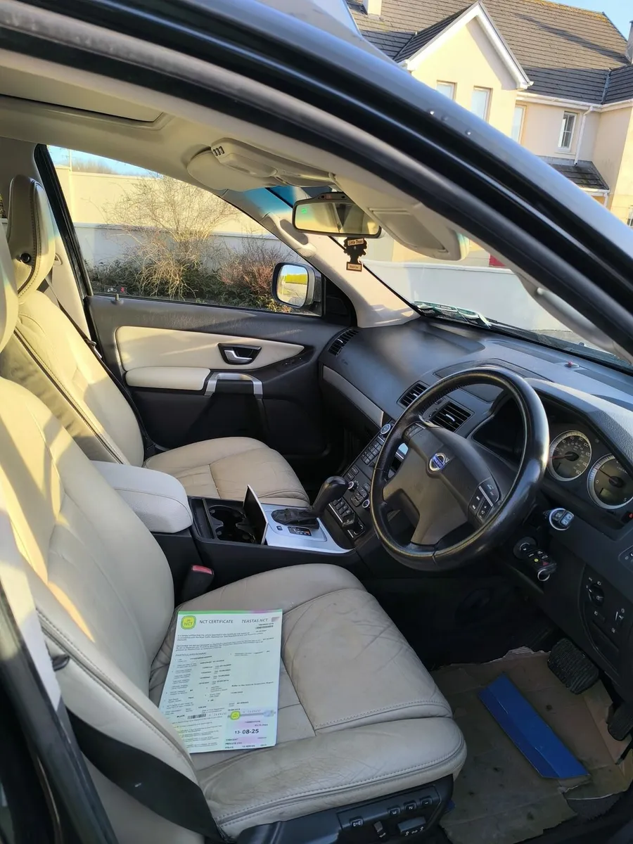 Volvo XC90 - Image 4