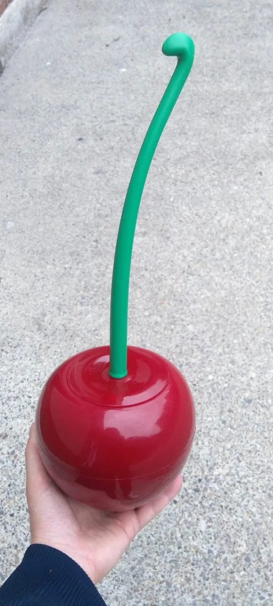 CHERRY SHAPED TOILET BRUSH CLEANER (BRAND NEW). - Image 1
