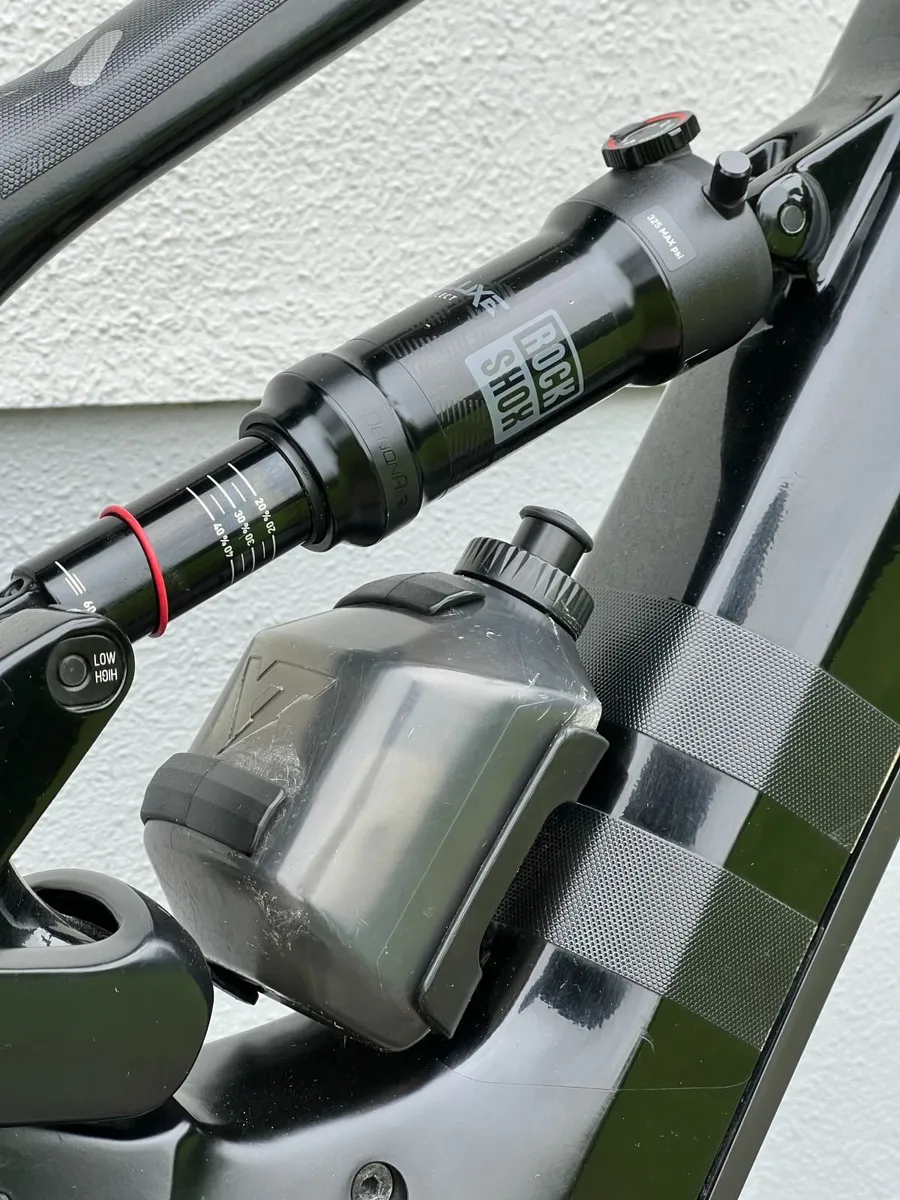 YT Decoy EMTB - Image 3