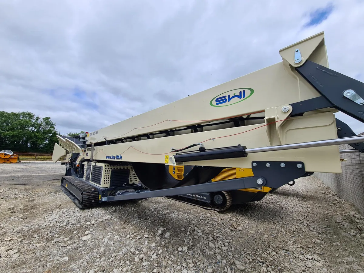 NEW TRACKED FEEDER / CONVEYOR FOR SALE / HIRE - Image 2