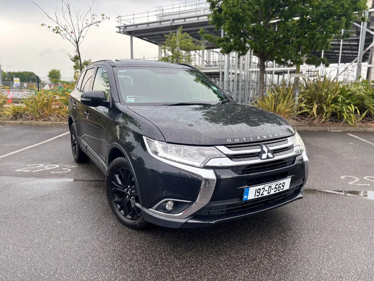 192 Mitsubishi Outlander DI- D ~ Seven Seats  Auto - Image 3