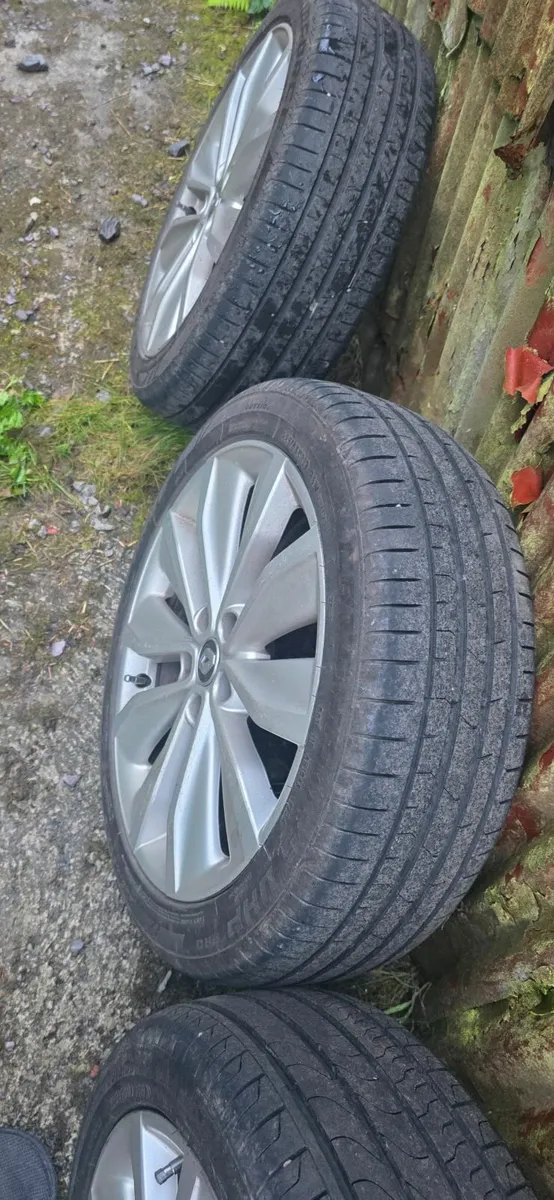 assembled tires - Image 2