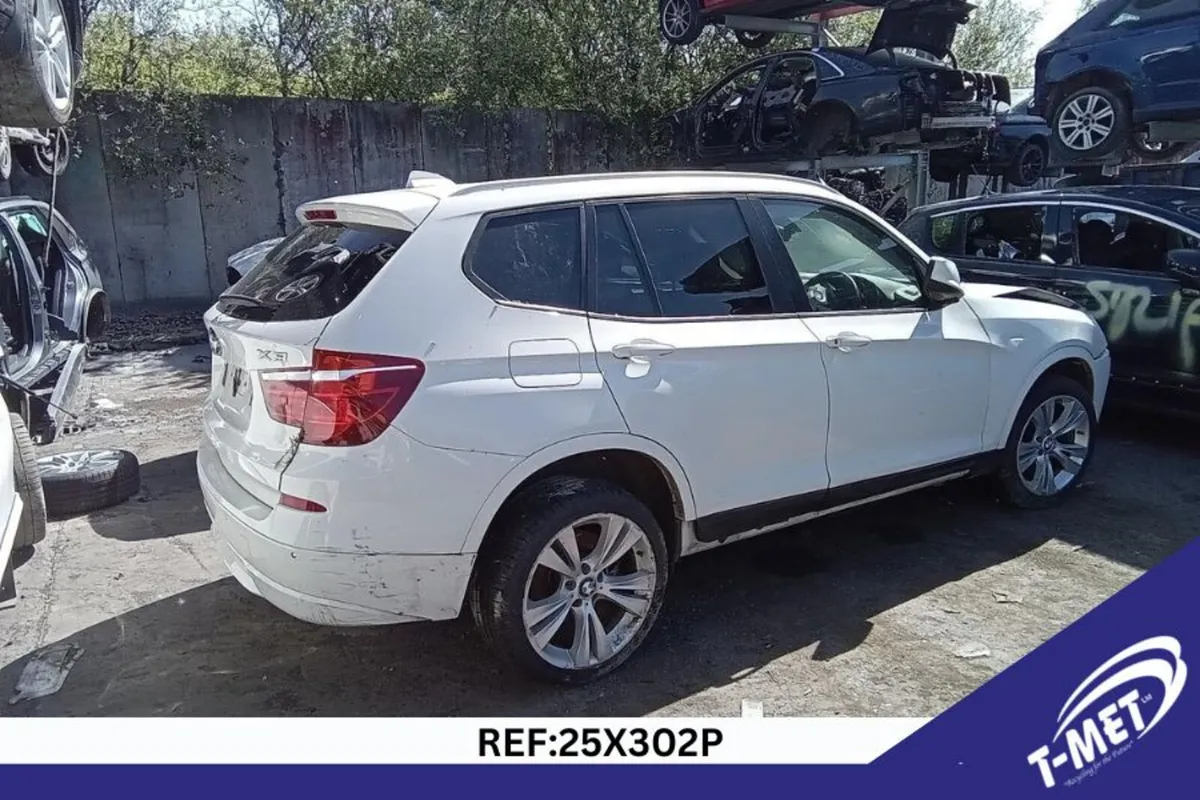 2011 BMW X5 BREAKING FOR PARTS - Image 1
