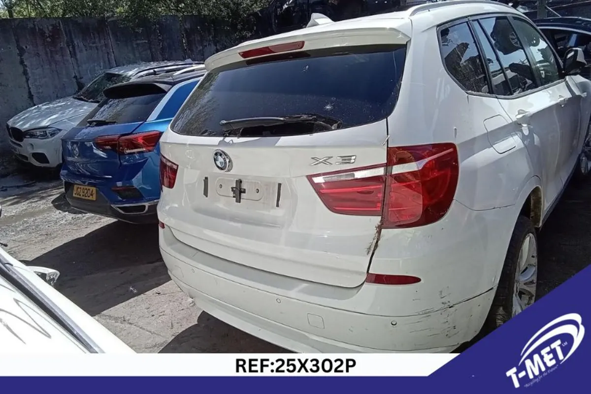 2011 BMW X5 BREAKING FOR PARTS - Image 3