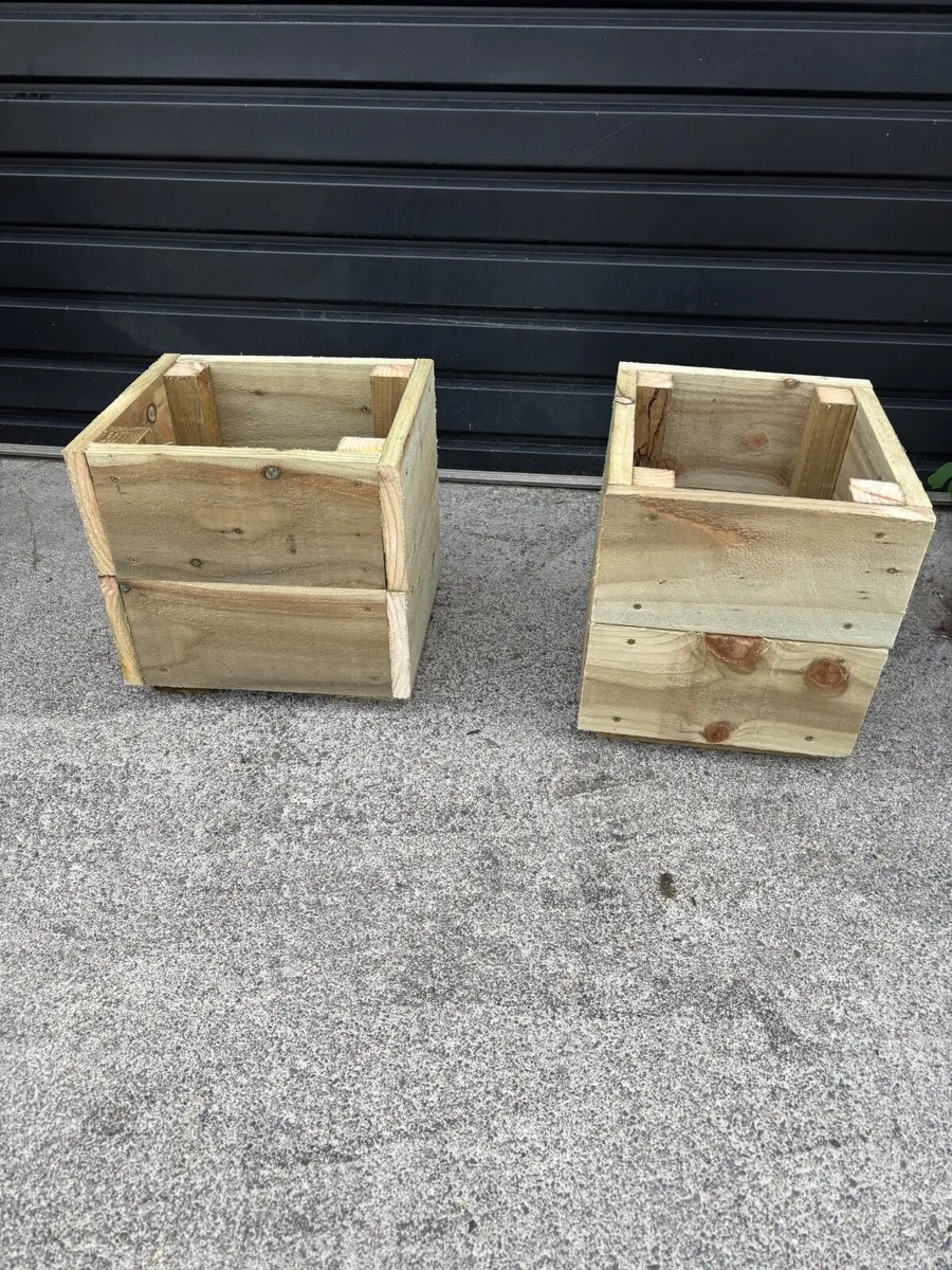 Garden planters - Image 4