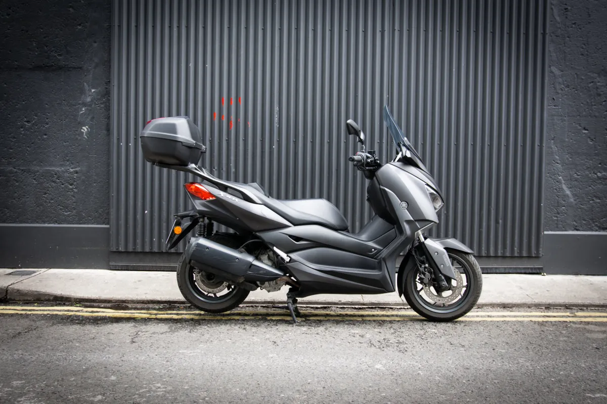 Yamaha Xmax 300 2023 - Image 1
