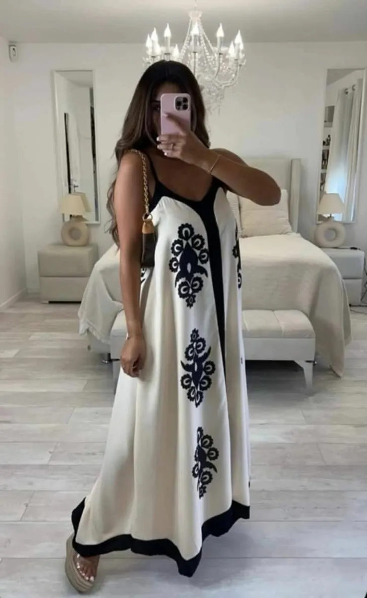 Maxi dresses - Image 1
