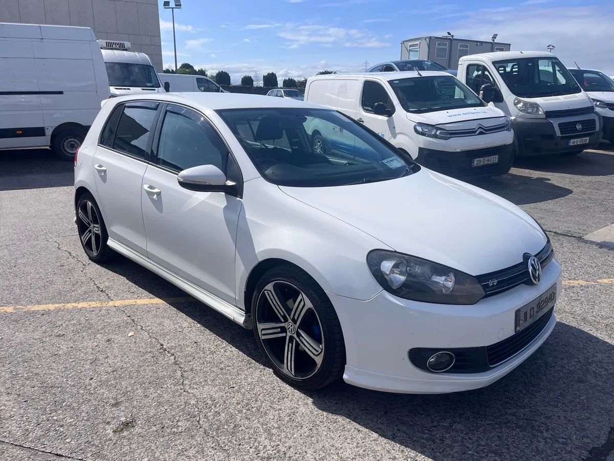 2011 golf 1.6 diesel - Image 1