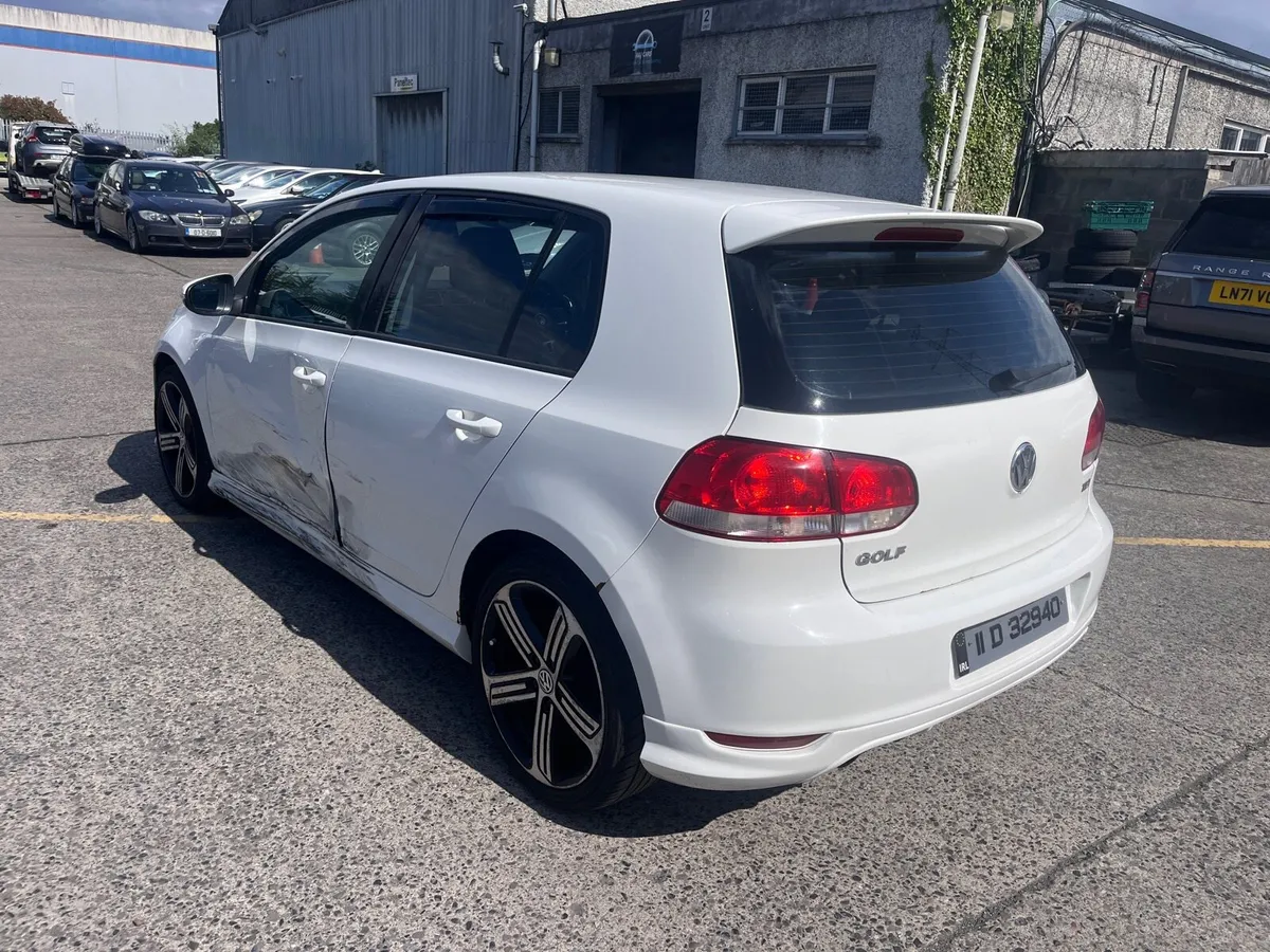 2011 golf 1.6 diesel - Image 3