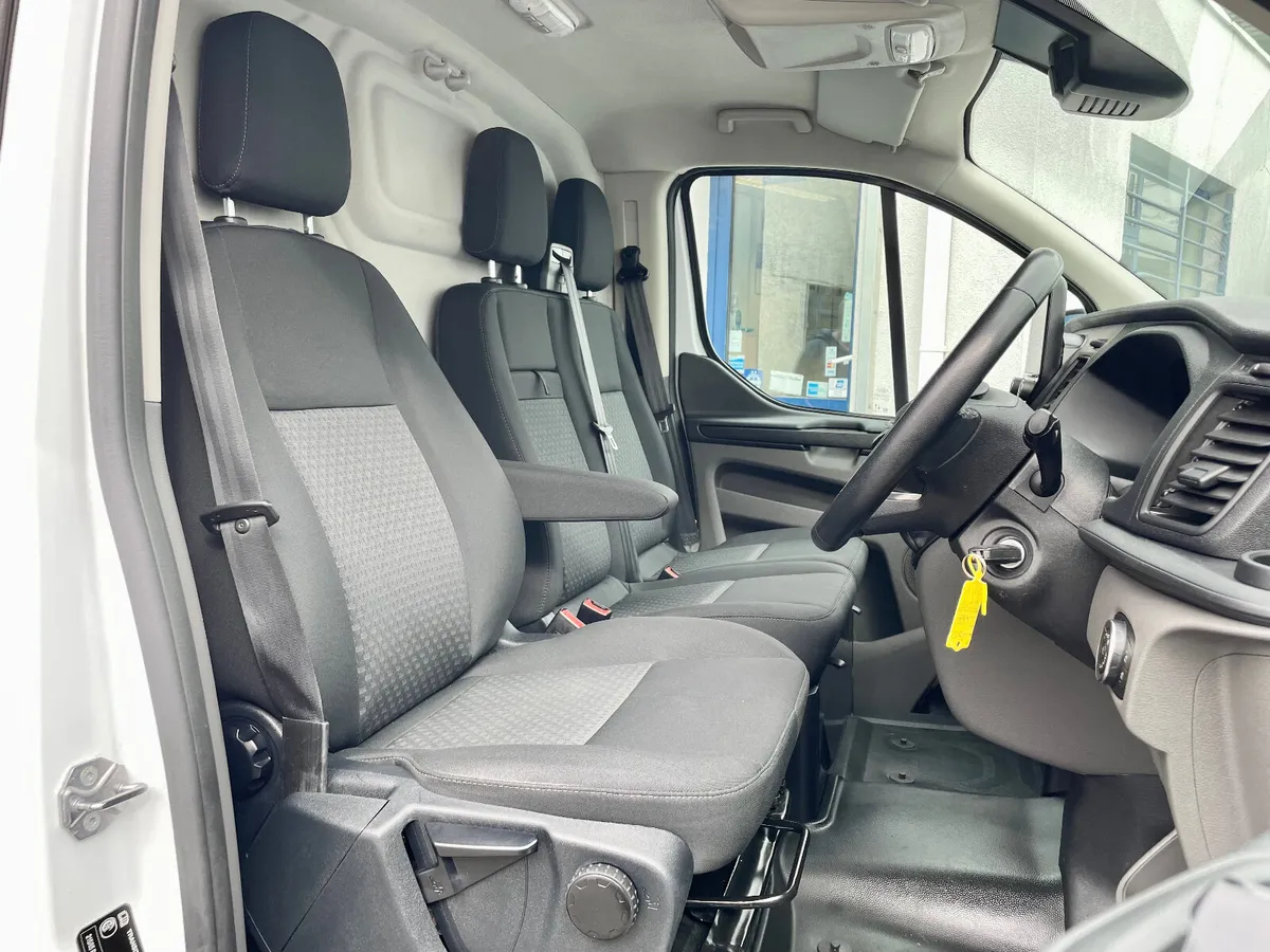 Ford Transit Custom 300L2 Trend 2.0TDCI 130PS,2022 - Image 4