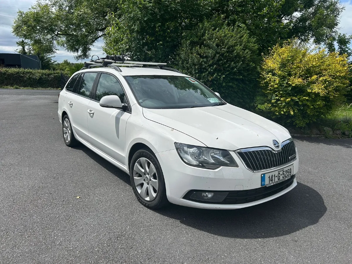 Skoda Superb 2014 - Image 1