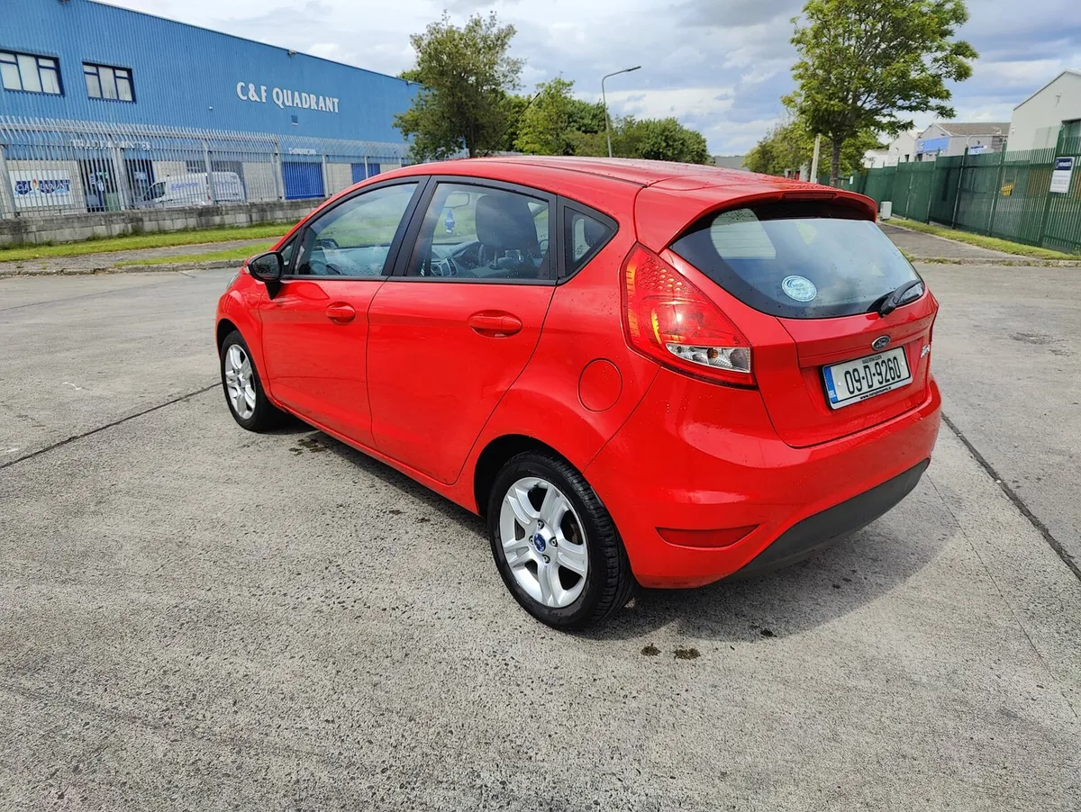 Ford Fiesta *New NCT* - Image 4