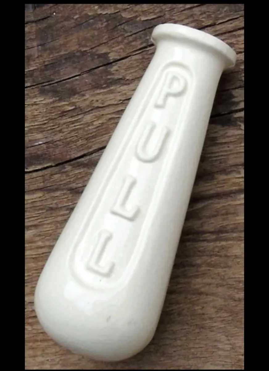 Retro Style Bathroom Light Switch Cord Toilet Pull - Image 3