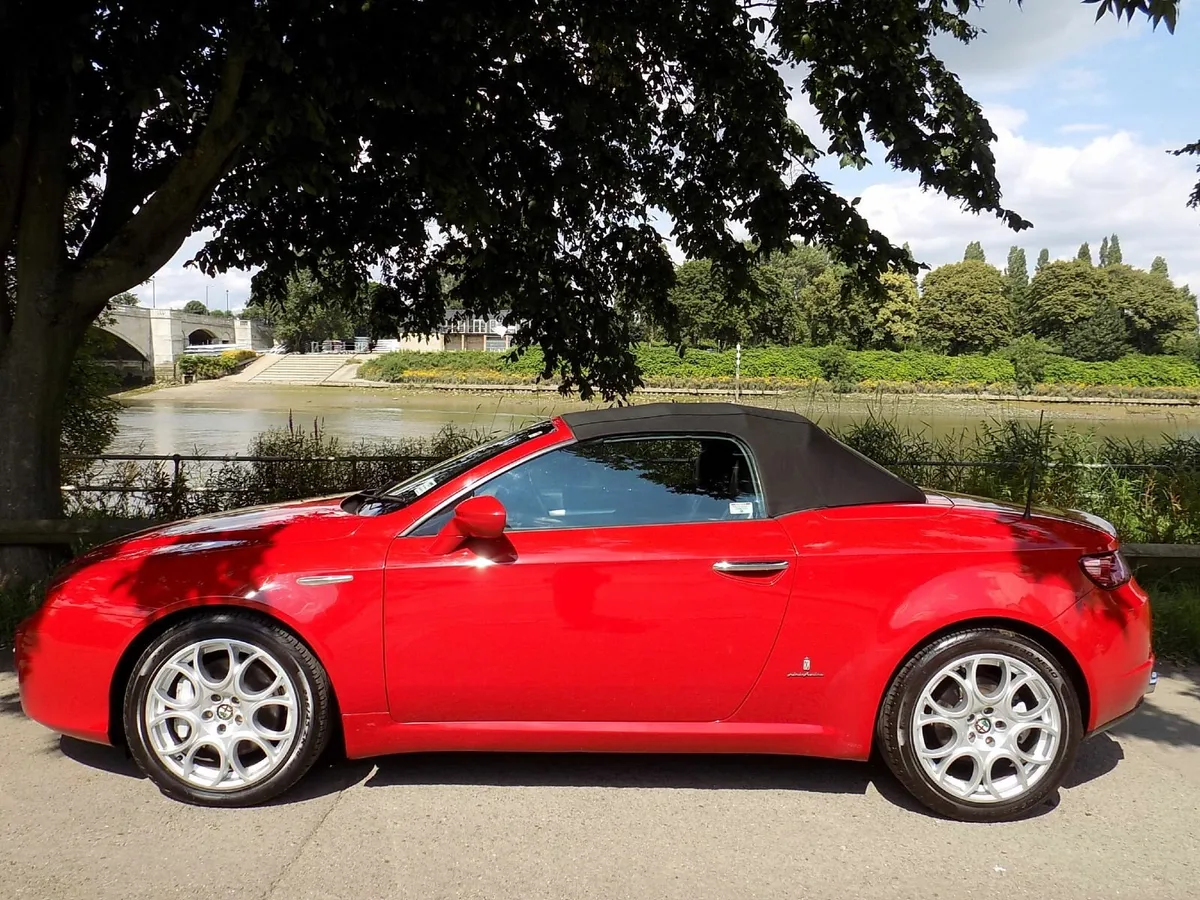 Alfa Romeo Spider 2007 - Image 2