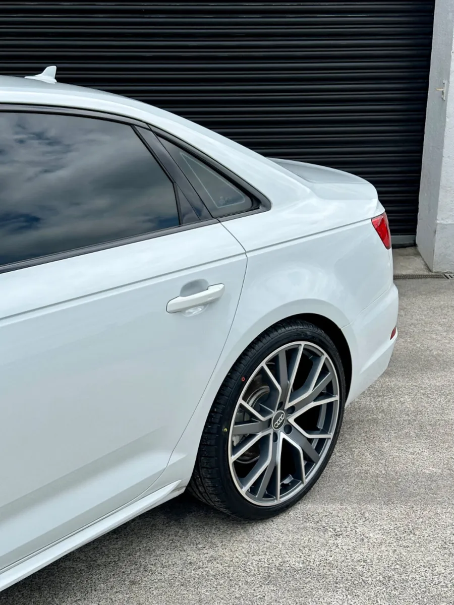 162 AUDI A4 S LINE AUTO BLACK EDITION  SPEC 2.0 TD - Image 3