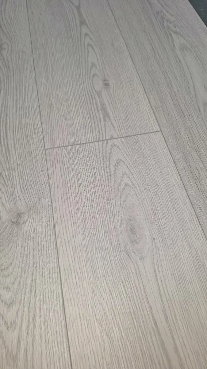 New 7mm java dark grey laminated flooring - Image 4