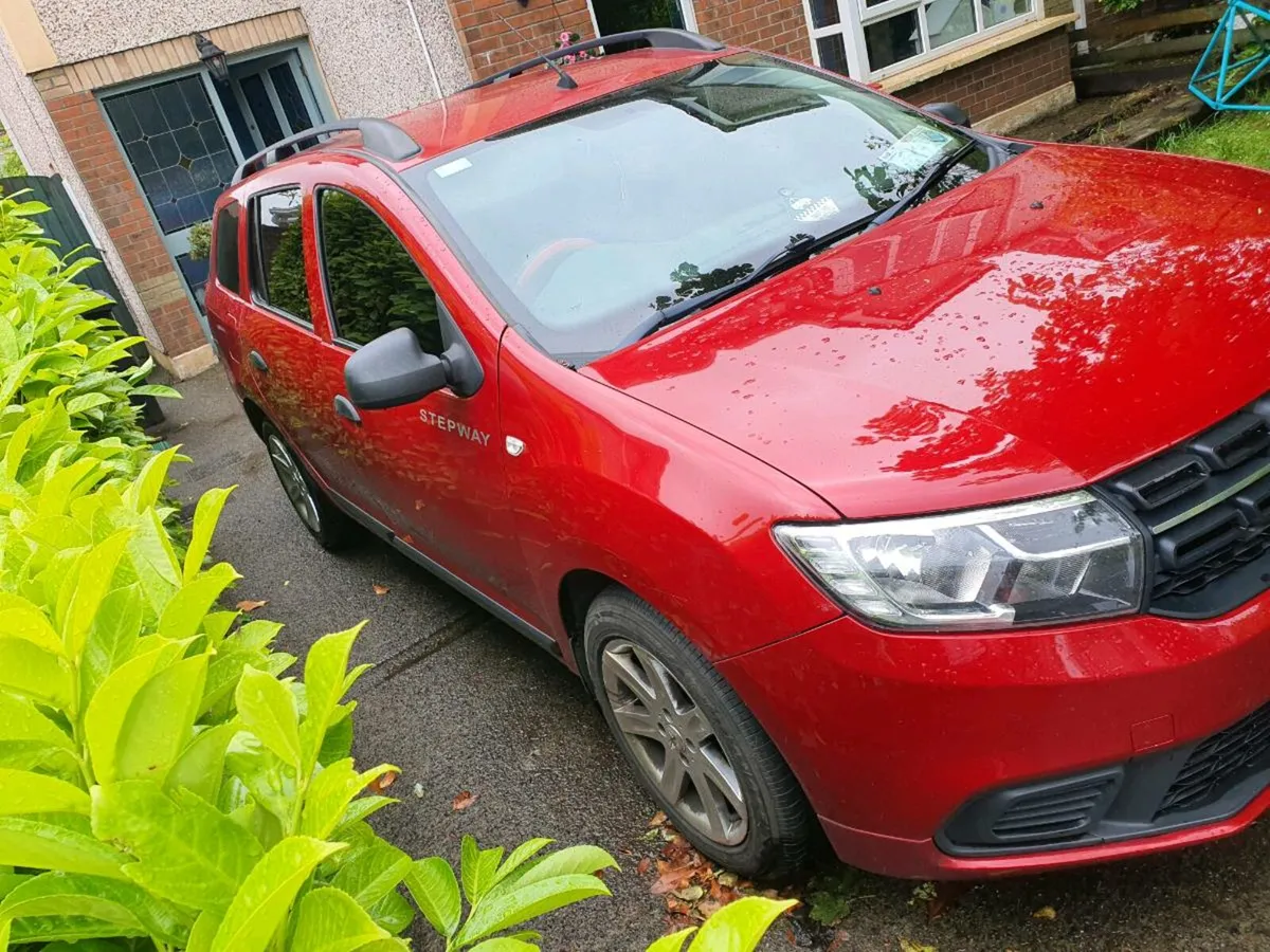 Dacia car stepway logan - Image 4