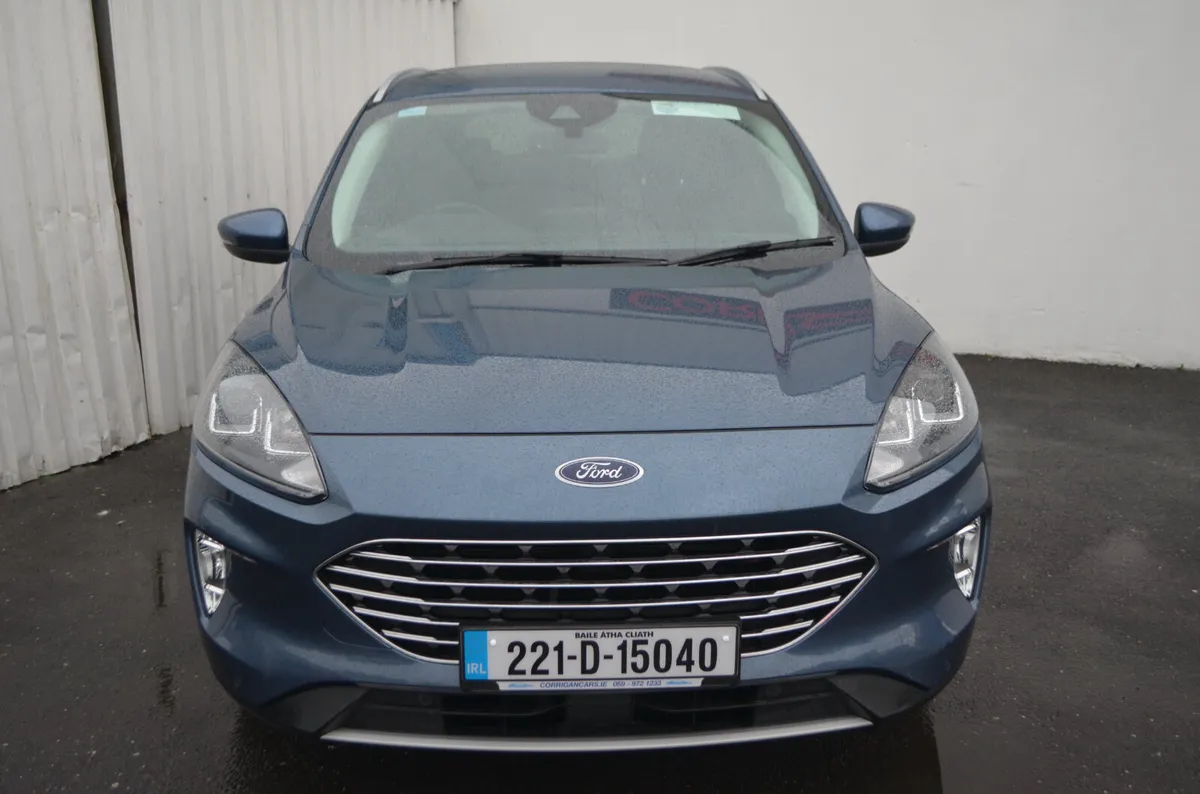 LOW MILEAGE ONE OWNER HIGH SPEC TITANIUM - Image 4
