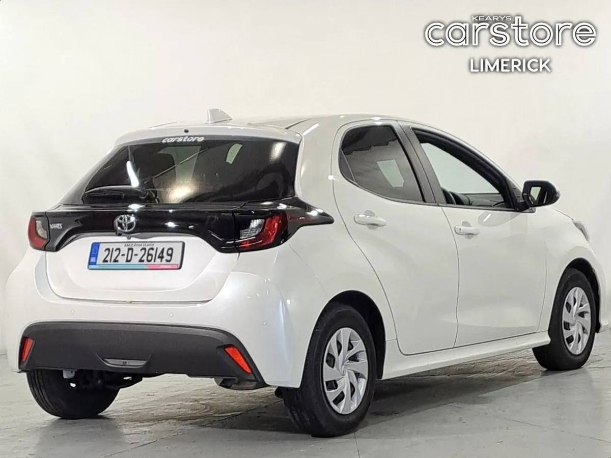 Toyota Yaris 1.0 Vvt-i 3Dr Terra - Image 3