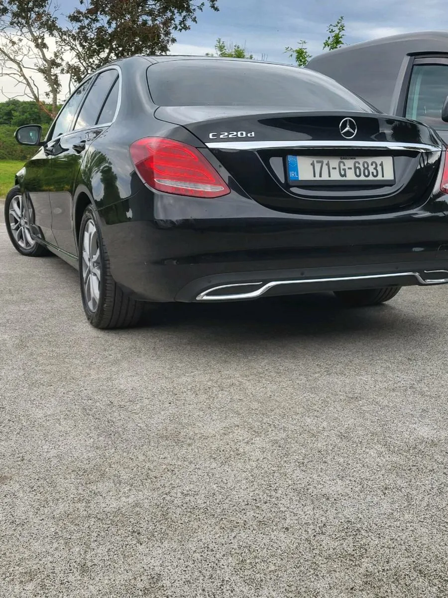 Car - Image 1