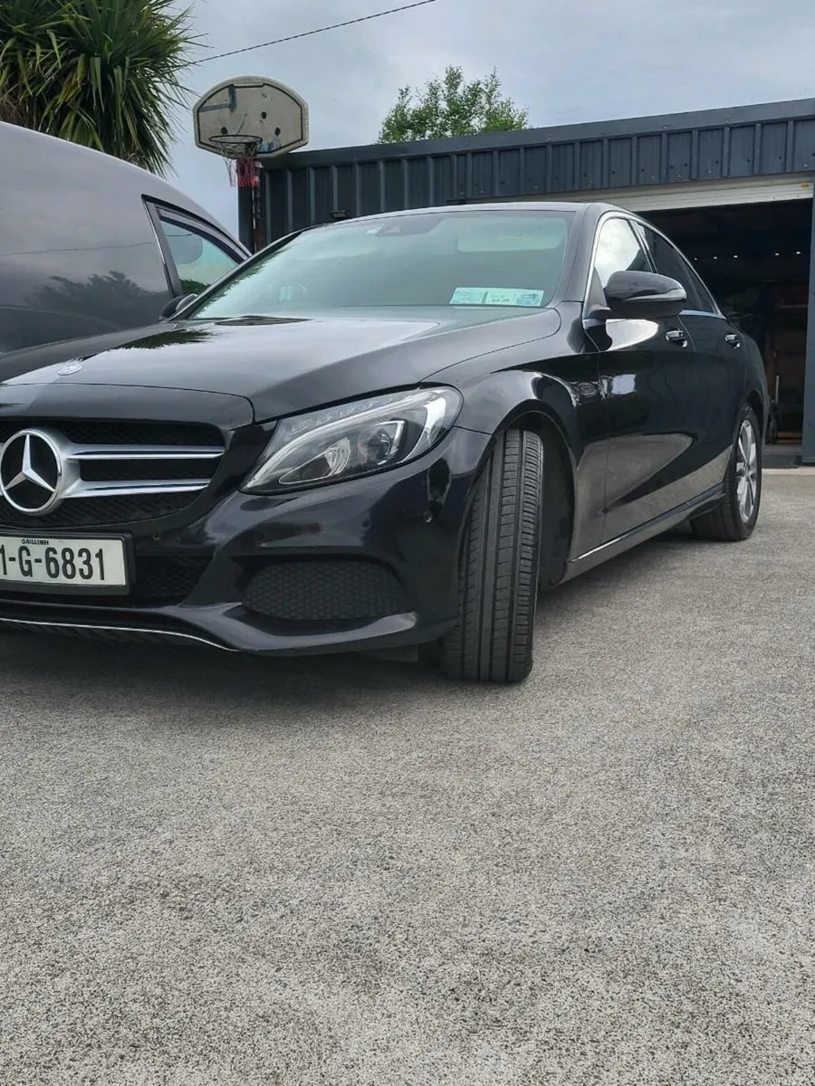 Car - Image 2