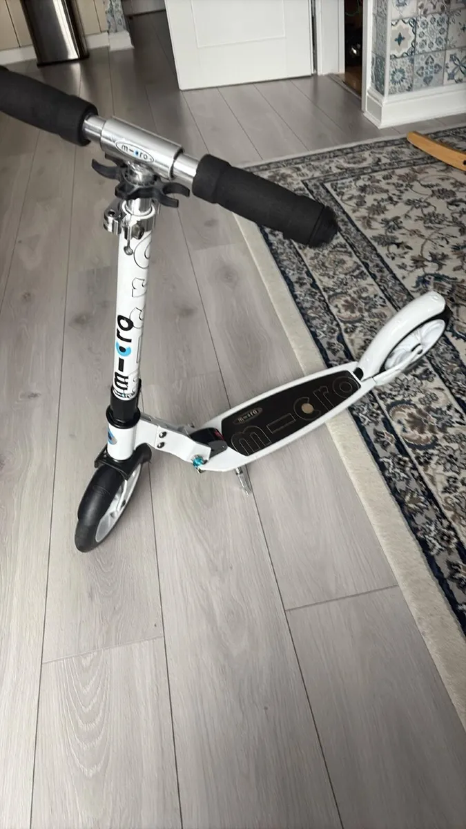 Micro scooter - Image 1