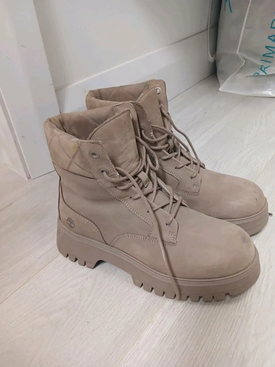 Womens shoes - like new BARGAIN!!!!! - Image 1