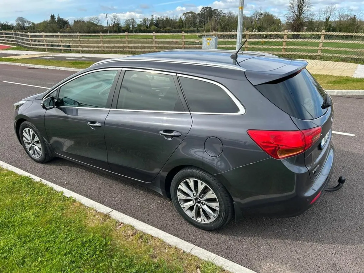 Kia Ceed Reserved cod 1.6 EX 5DR *IMMACULATE CONDI - Image 4