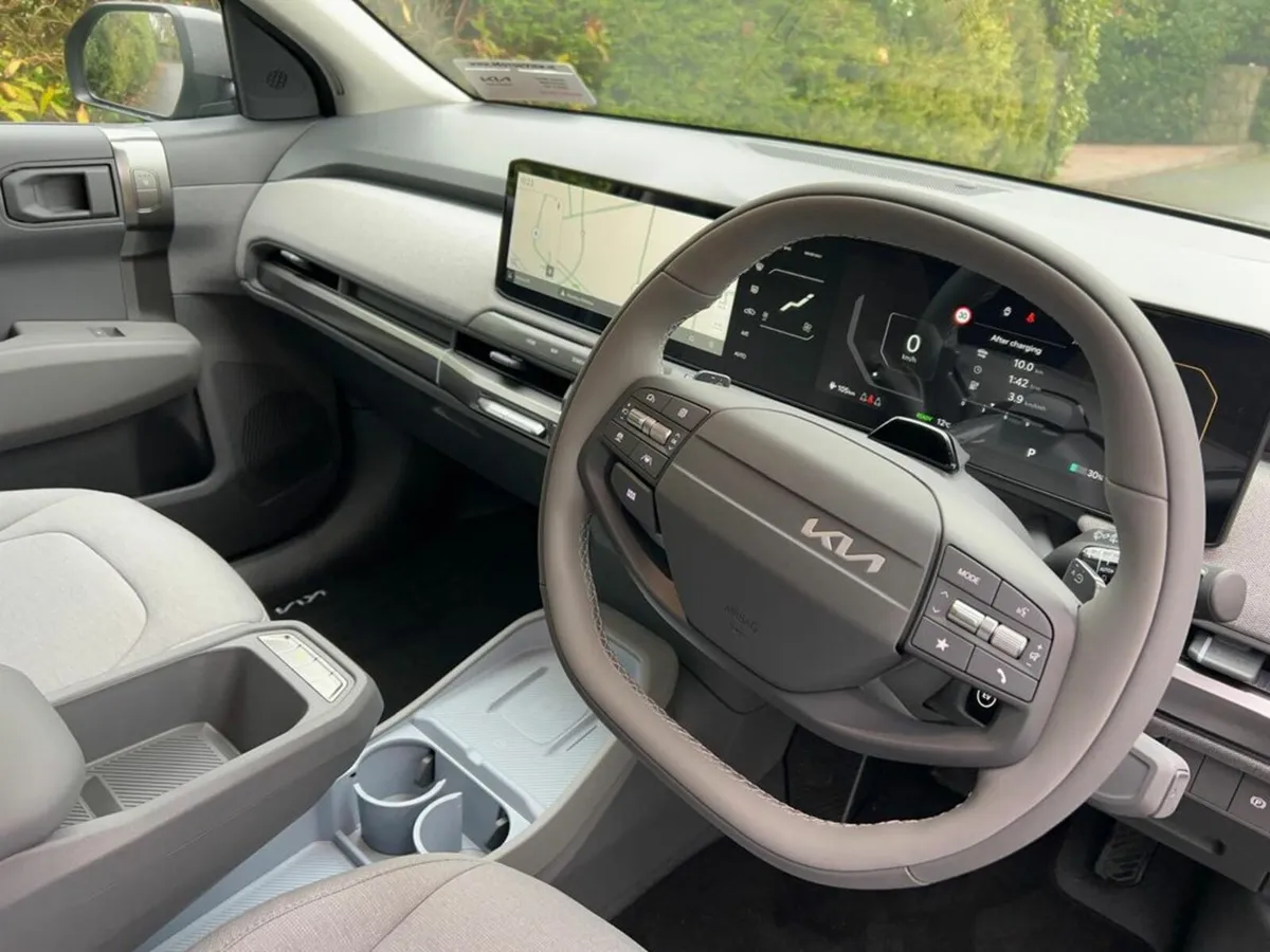 Kia EV3 *Earth 2 up to 436 km range, **Finance Fro - Image 3