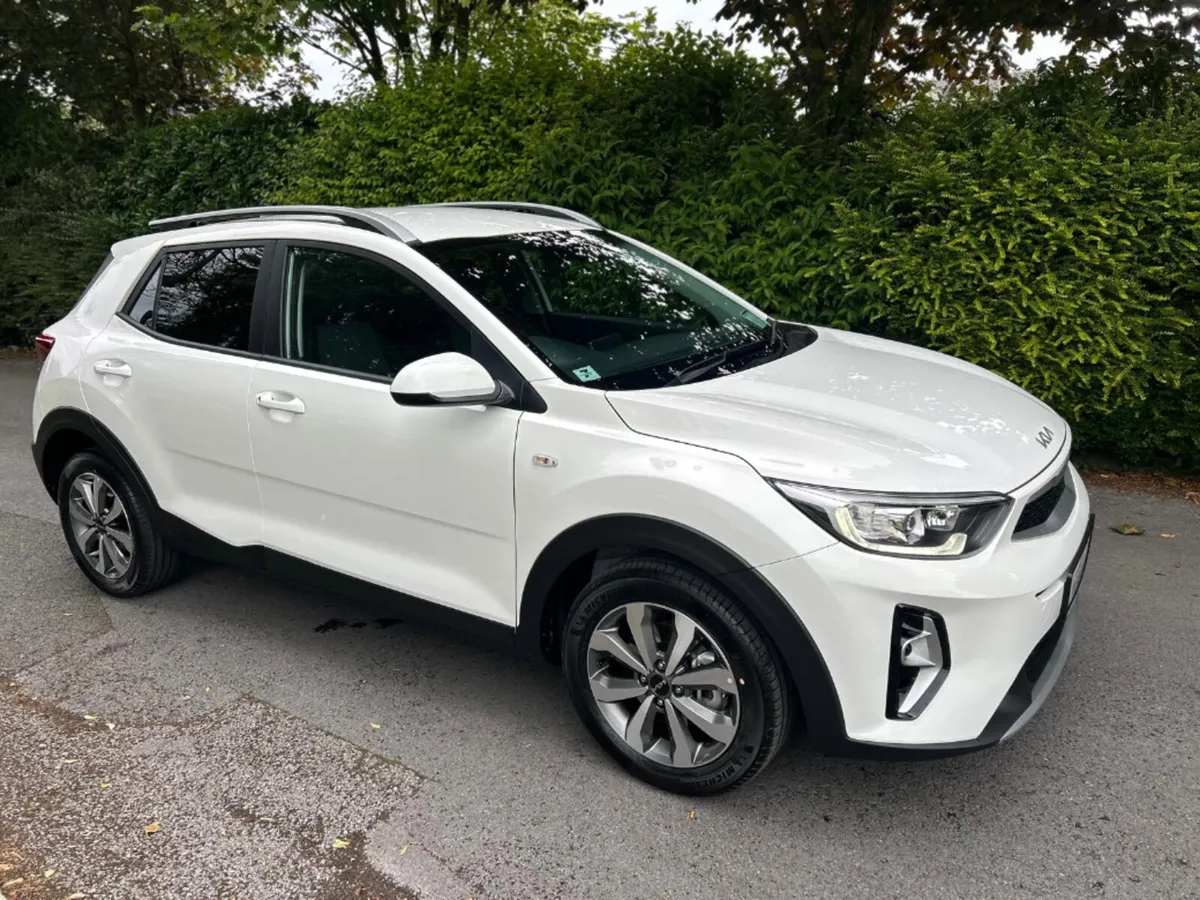 Kia Stonic *1.0L PETROL Turbo**Low Rate Finance** - Image 3
