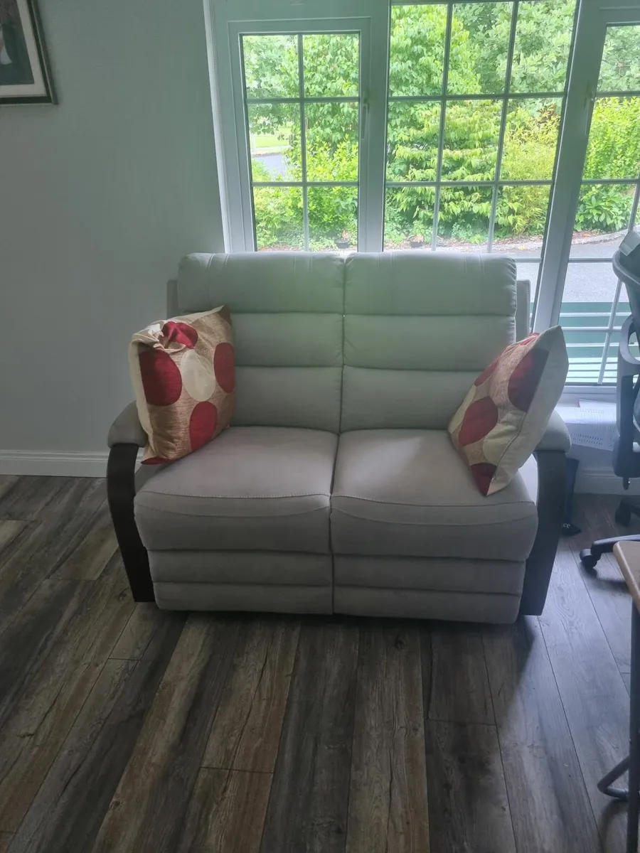 Recliner suite 2 seat and 2 single seats