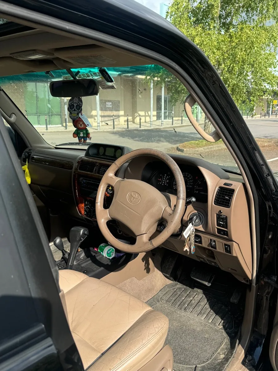Toyota Landcruiser 3.4 PETROL - Image 4