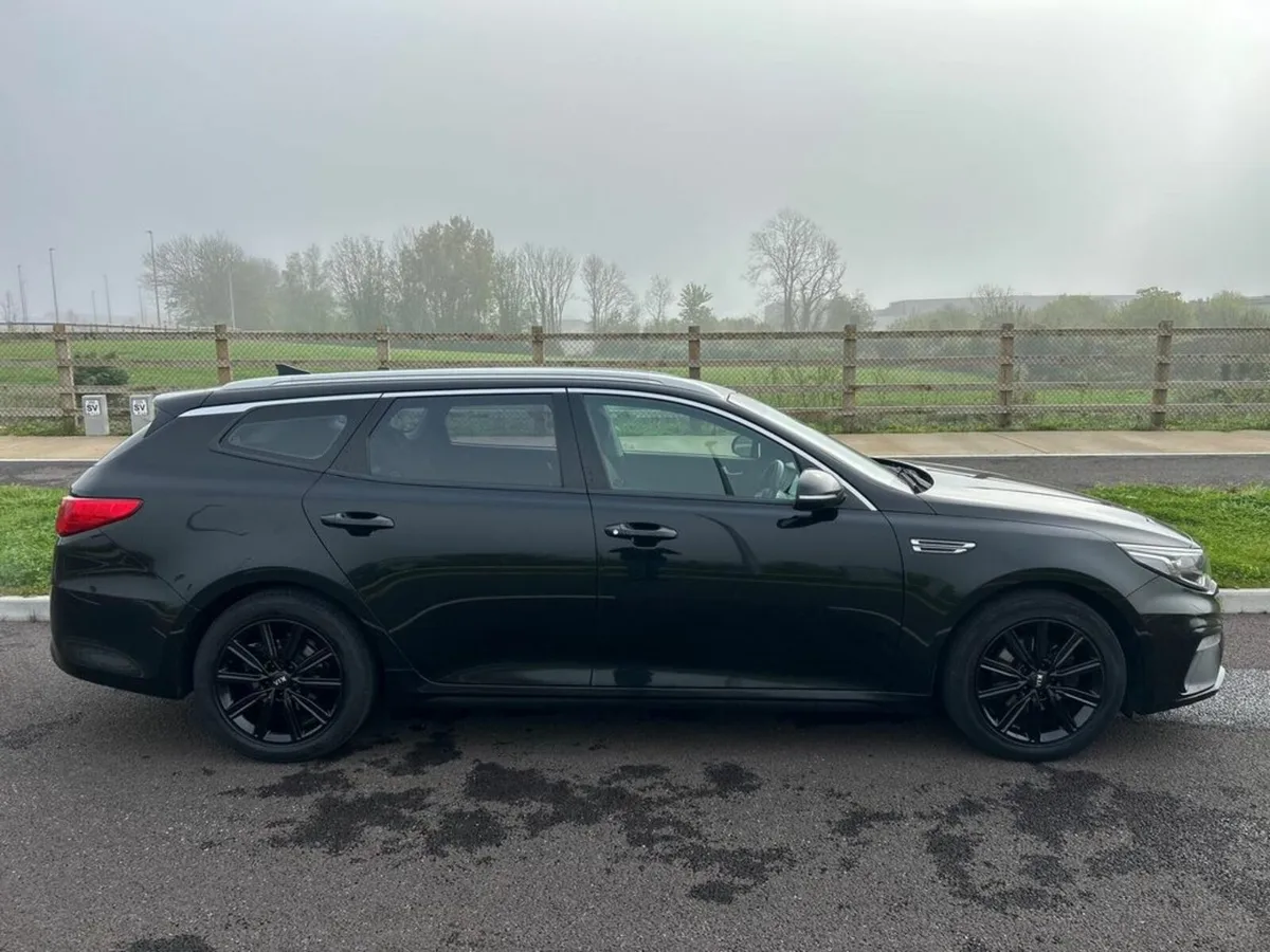 Kia Optima Estate 1.6D 134BHP IMMACULATE CONDITION - Image 3