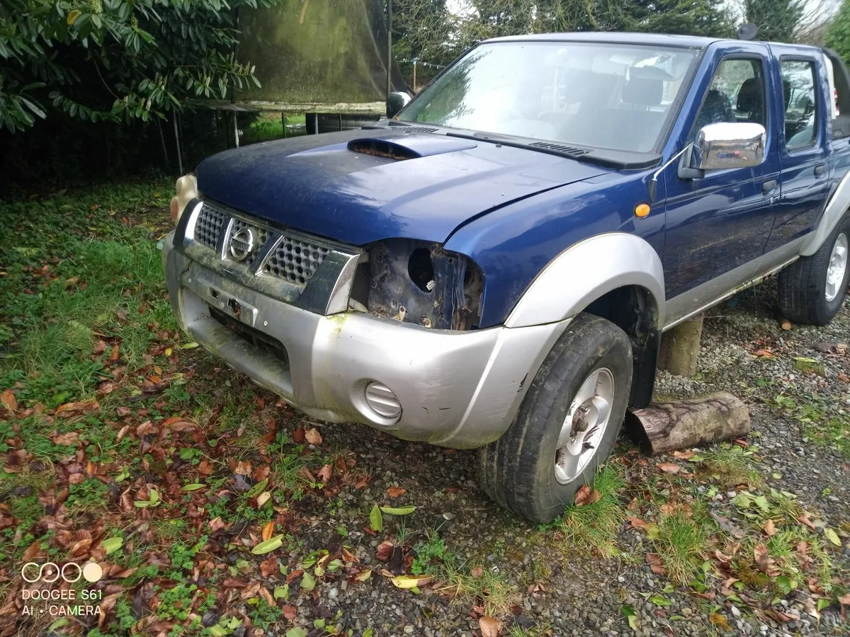 Honda Accord 2008 Pathfinder 2002 - Image 4