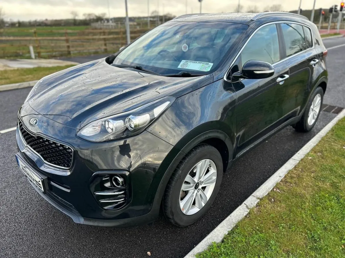 Kia Sportage 1.7 Platinum 5DR *IMMACULATE CONDITIO - Image 3