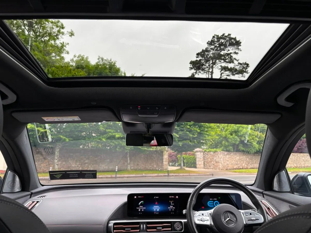 Mercedes-Benz EQC 400 AMG Line Premium Sunroof - Image 3