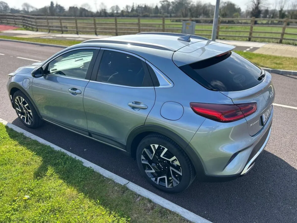 Kia XCeed SOLD SOLD COD 5DR Auto *IMMACULATE CONDI - Image 4