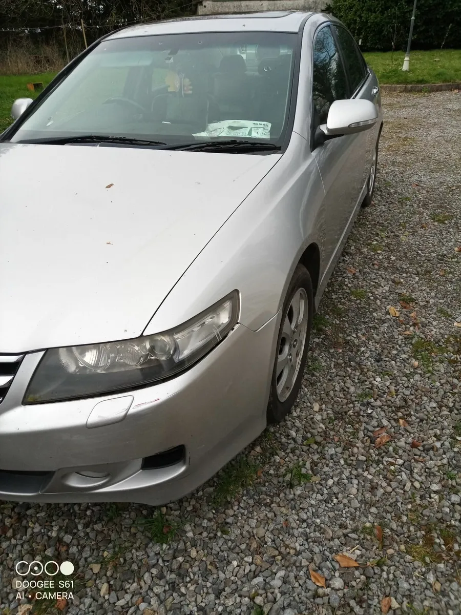 Honda Accord 2008 Pathfinder 2002 - Image 2