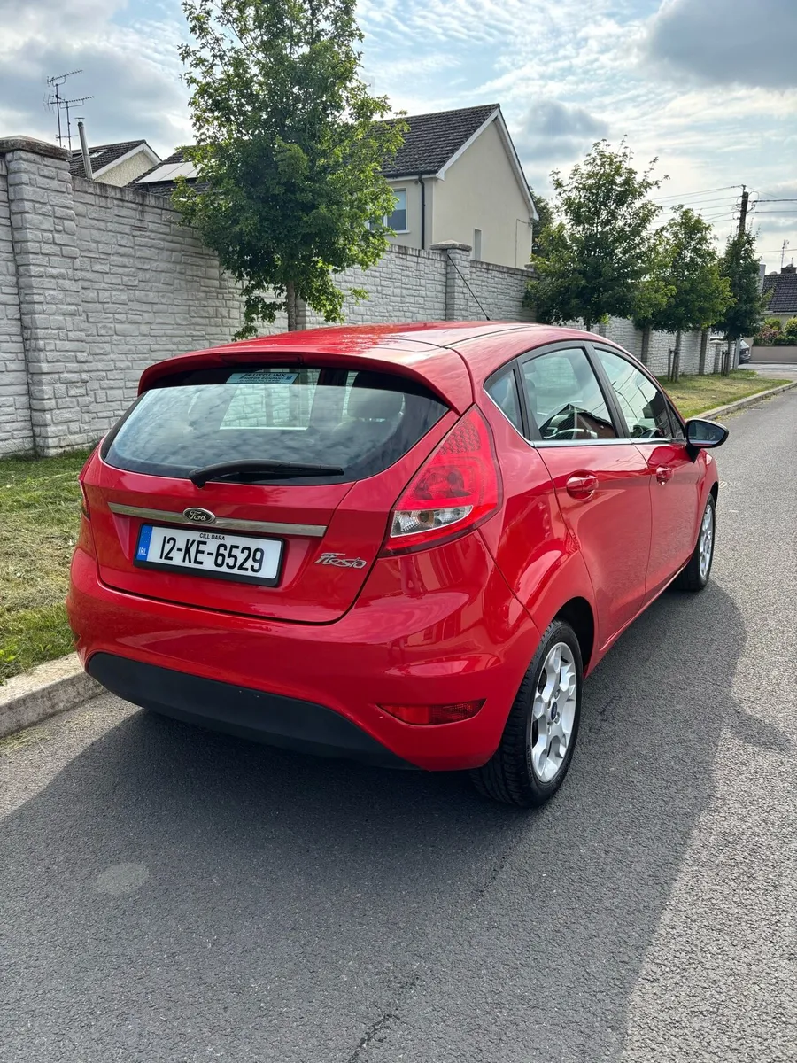 Ford Fiesta 1.25 Zetec 5dr - Image 3
